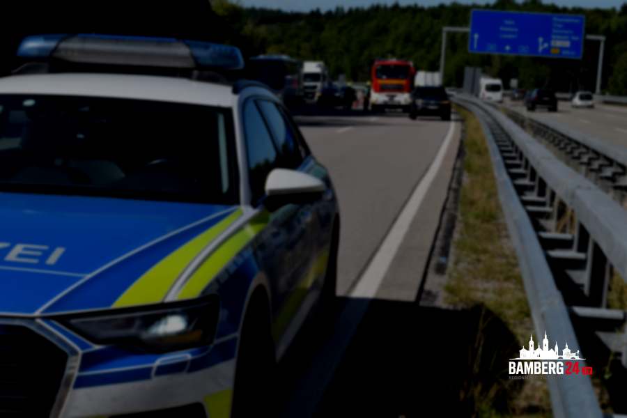 Auffahrunfall auf A61 bei Rheinböllen – Renault-Fahrerin vorsorglich in Klinik gebracht
